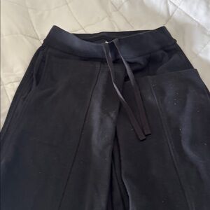 ALO Yoga Black Lounge Pants